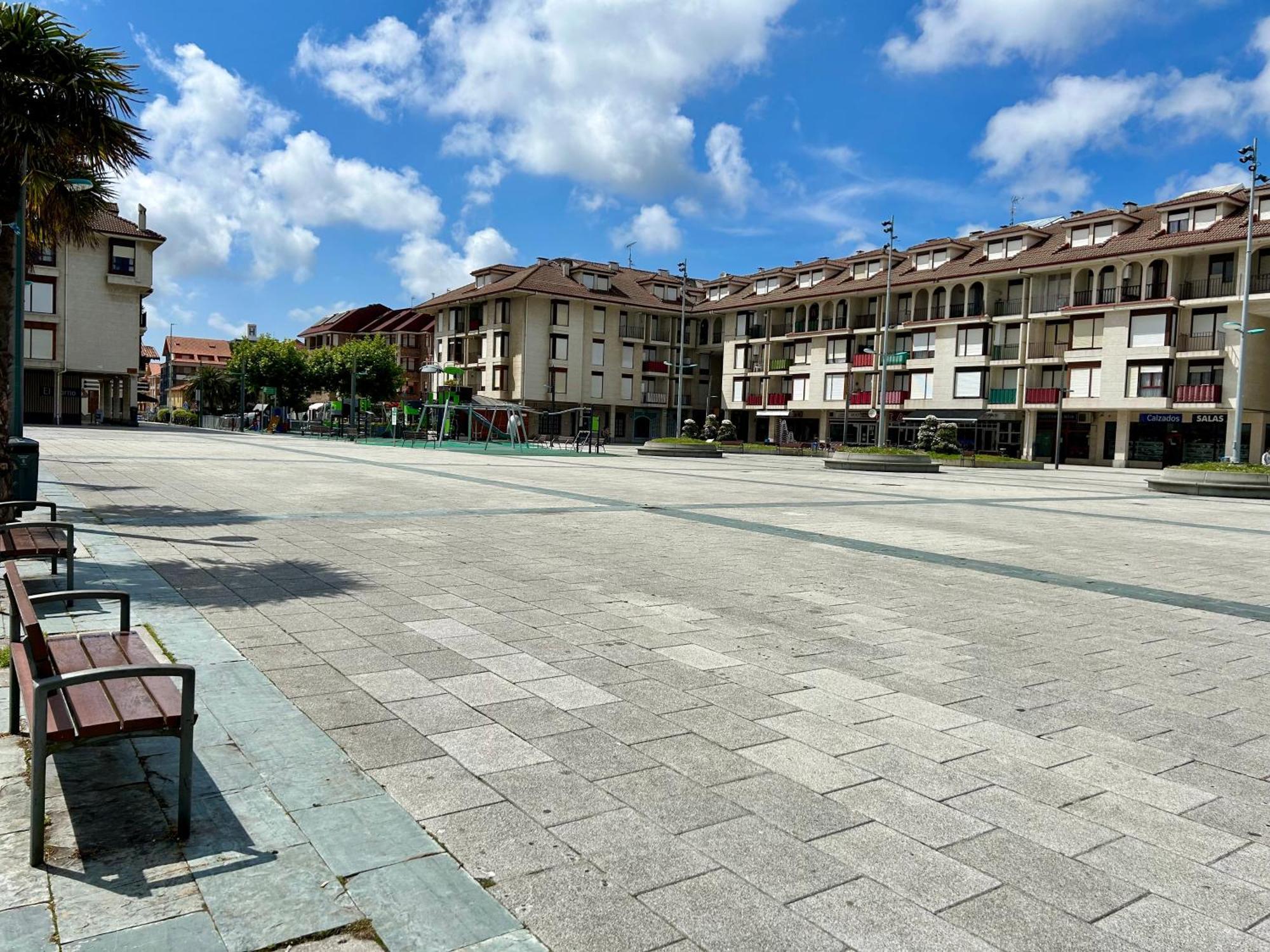 Apartamento Plaza De La Villa Playa Trengandin Ноха Экстерьер фото